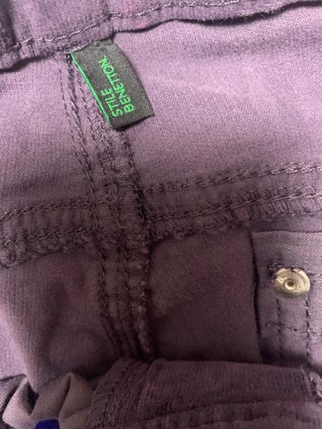 Tmavofialové menčestráky zn. benetton, benetton,38