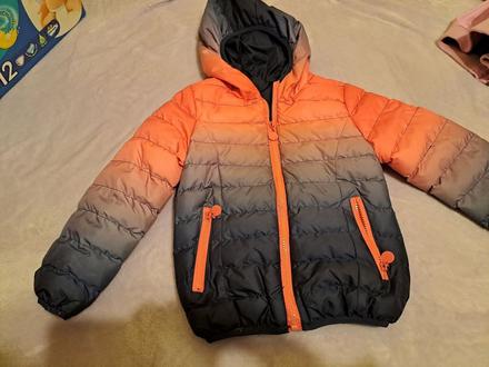 Dúhová vetrovka, 110