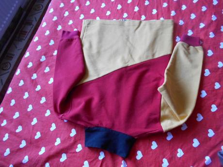 Tepláková bunda, 128