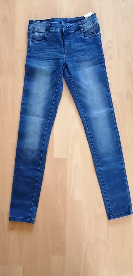 Dievčenské rifle, 158