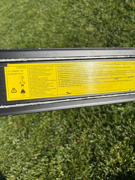 Kolobezka scuderia ferrari, 