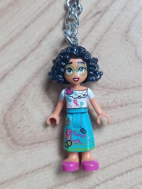 Lego kľúčenka mirabel disney,
