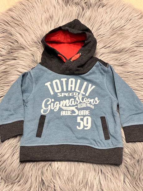 Chlapčenská mikina s kapucňou (68), 68