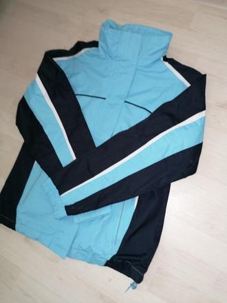 Bunda vhodná do prírody, na turistiku m/l, l