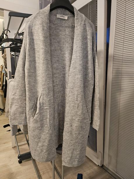 Sveter bez gombíkov, tchibo,m