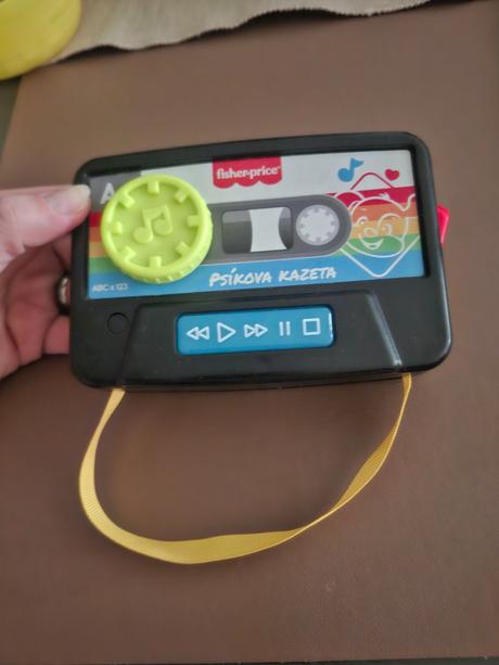 Fisherprice psíkova kazeta sk plus veselé kladivo,