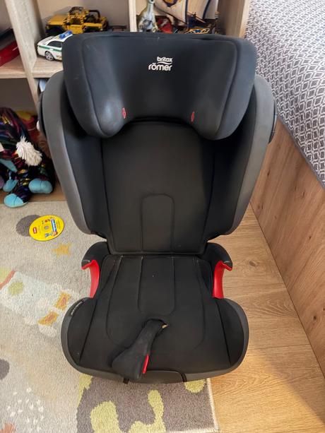 Autosedačka 9-36 kg, britax