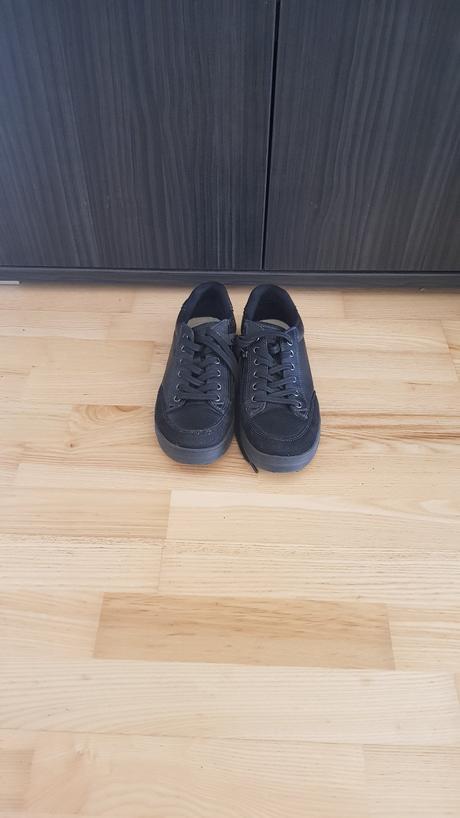 Oblek na prijímanie, 134