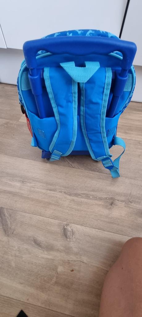 Kufor na kolieskach sonic,