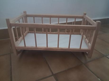 Kolíska pre bábiky, 