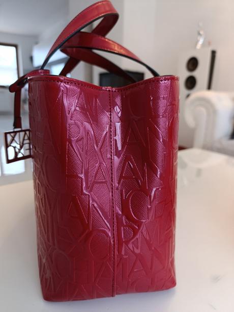 Armani kabelka do ruky, armani