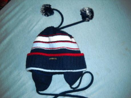 Teplá pevná čiapočka na ušká, 80