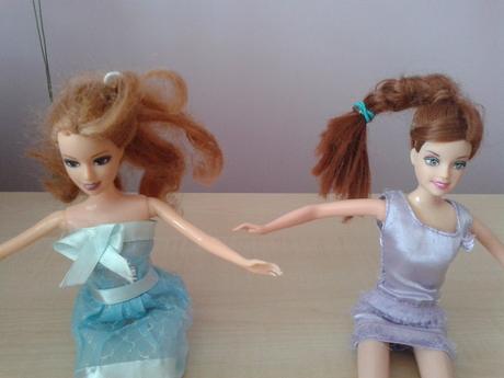 2x bábiky typu barbie, 
