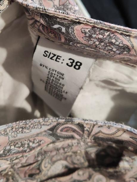 Elastické vzorované nohavice, m