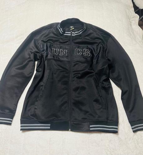 Lesklá pánska čierna súprava 3xl zn. uncs, xxxl