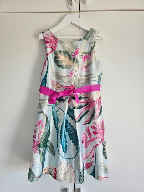 Next krásne šaty, next,122