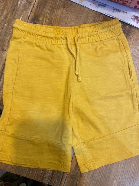 Kraťasy, zara,122