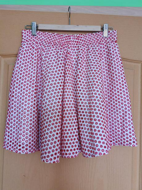 Nová sukňa - s, review,s