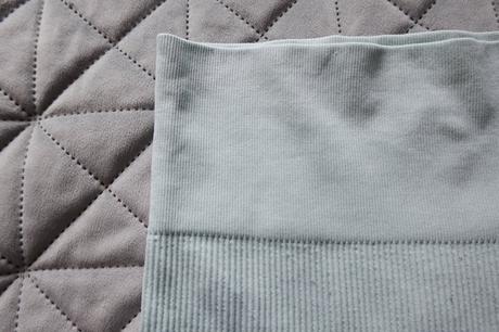 Zelenkavé legíny stradivarius, stradivarius,xs