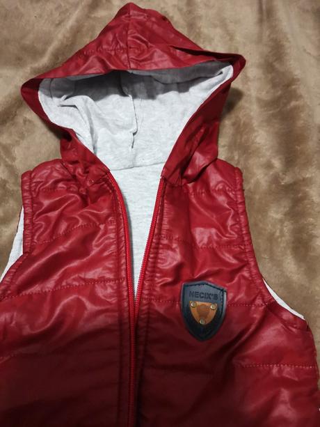 Vínová vestička, 74