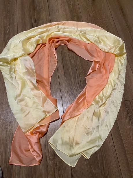 Zlto lososova jemna satka, 