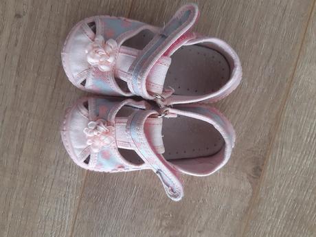 Papučky pre dievčatko, 22