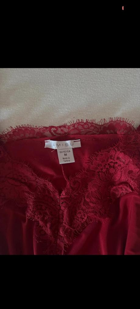 Bordove elegantné tielko s,m sadne, m