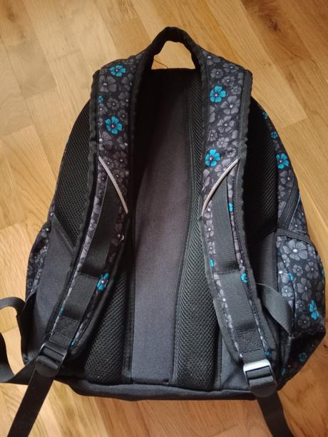 Školský batoh,