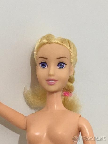 Barbie bábiky,