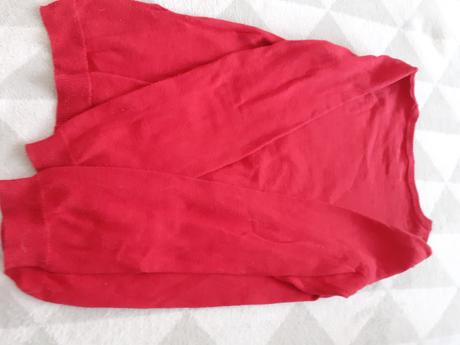 Cerveny dievcensky pulover so srdieckom, h&m,128