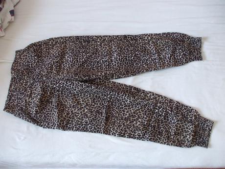 Ľahké letné nohavice, lindex,134