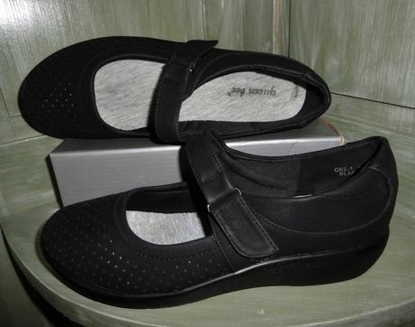 Vychádzková obuv, 37