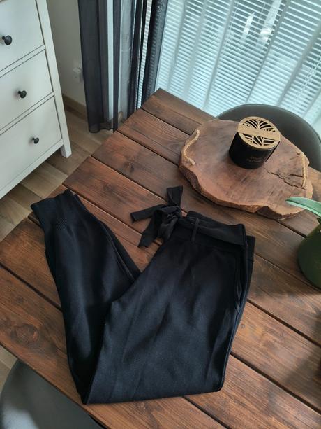 Úpletové štýlové nohavice m-l, m