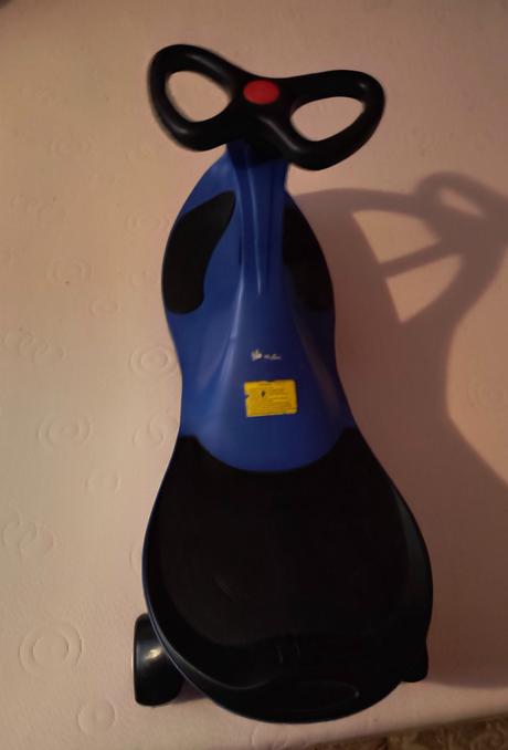 Otočné autíčko s riadidlami, 