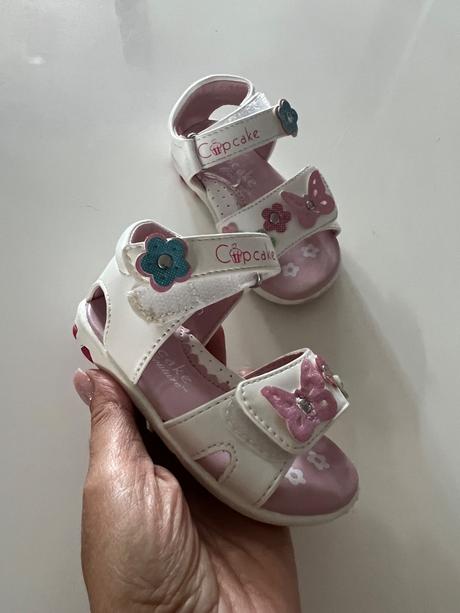 Sandalky cupcake, 19