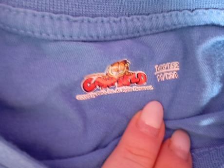 Krátke pyžamo, 146