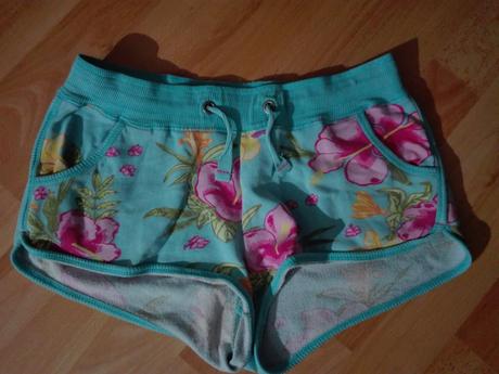 Šortky, h&m,152