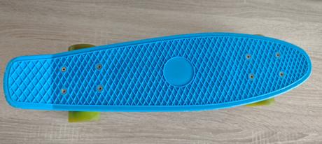 Modrý pennyboard / mini cruiser/ skateboard,