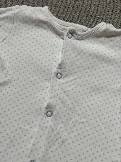 Overal s hviezdičkami, next,62