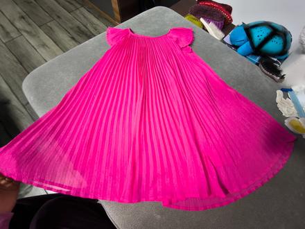 Krásne plisovane šaty, h&m,122