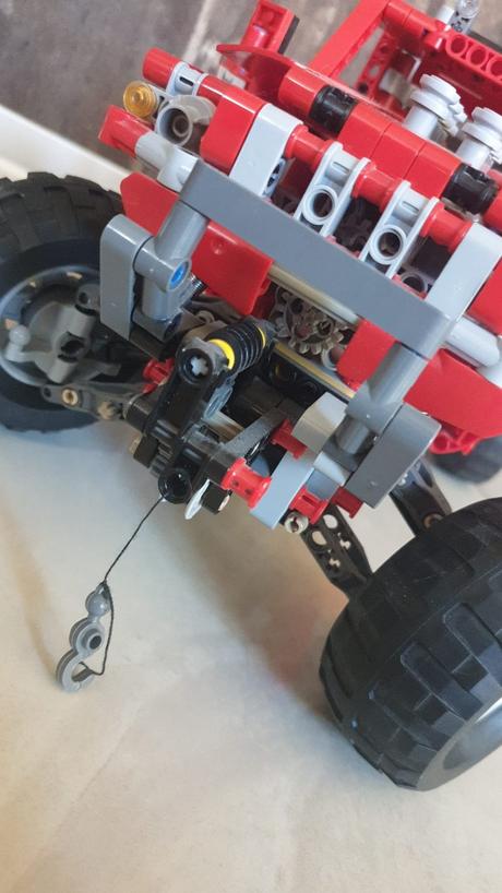 Skladačka - uplná kópia lega technic 42029 pick up, 