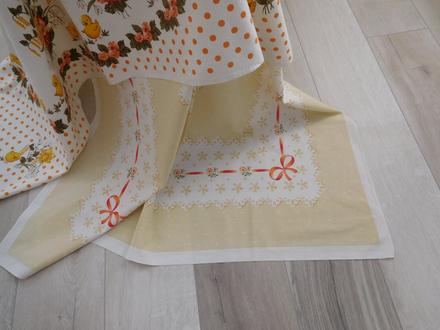 Veľkonočný obrus-mašlička-111 x 124 cm,, 