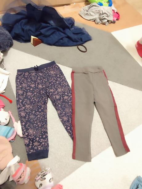 Balík oblečenia, 86–98