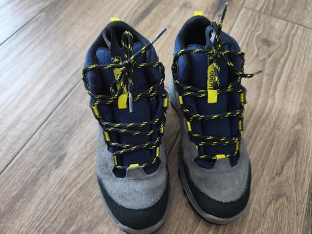 Turisticke topanky, 36