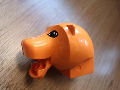 Lego duplo levia hlava,