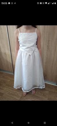 Šaty na 1 sväté prijímanie, 146