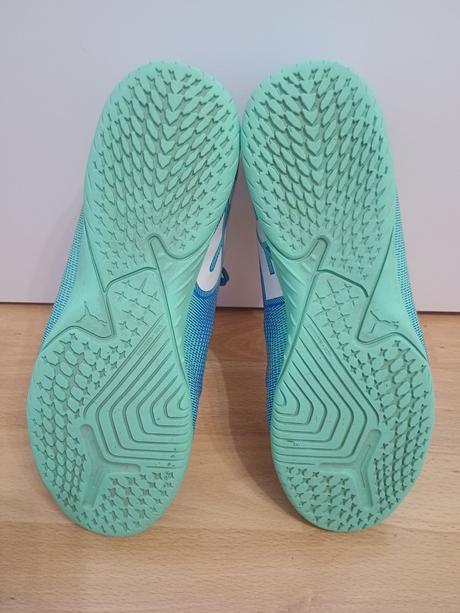 Halovky puma, 38