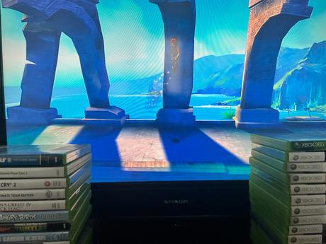 Xbox 360 + 4 originálne ovládače + kinect + 33hier, 