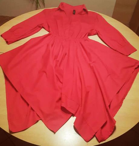 Predám zaujímavé asymetrické šaty (košeľu) veľ.s-m, s