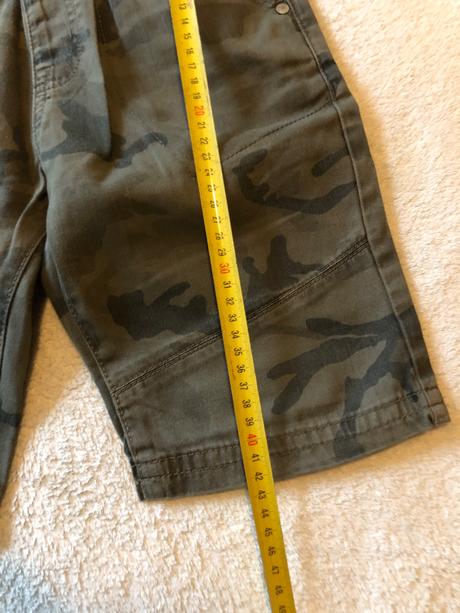 Maskacove kratasy, rebel,146